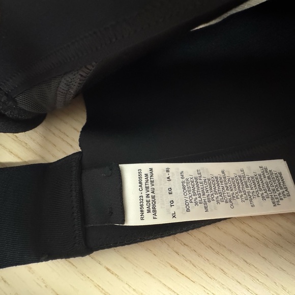 Nike Alpha Bra Size Xl - Picture 5 of 5